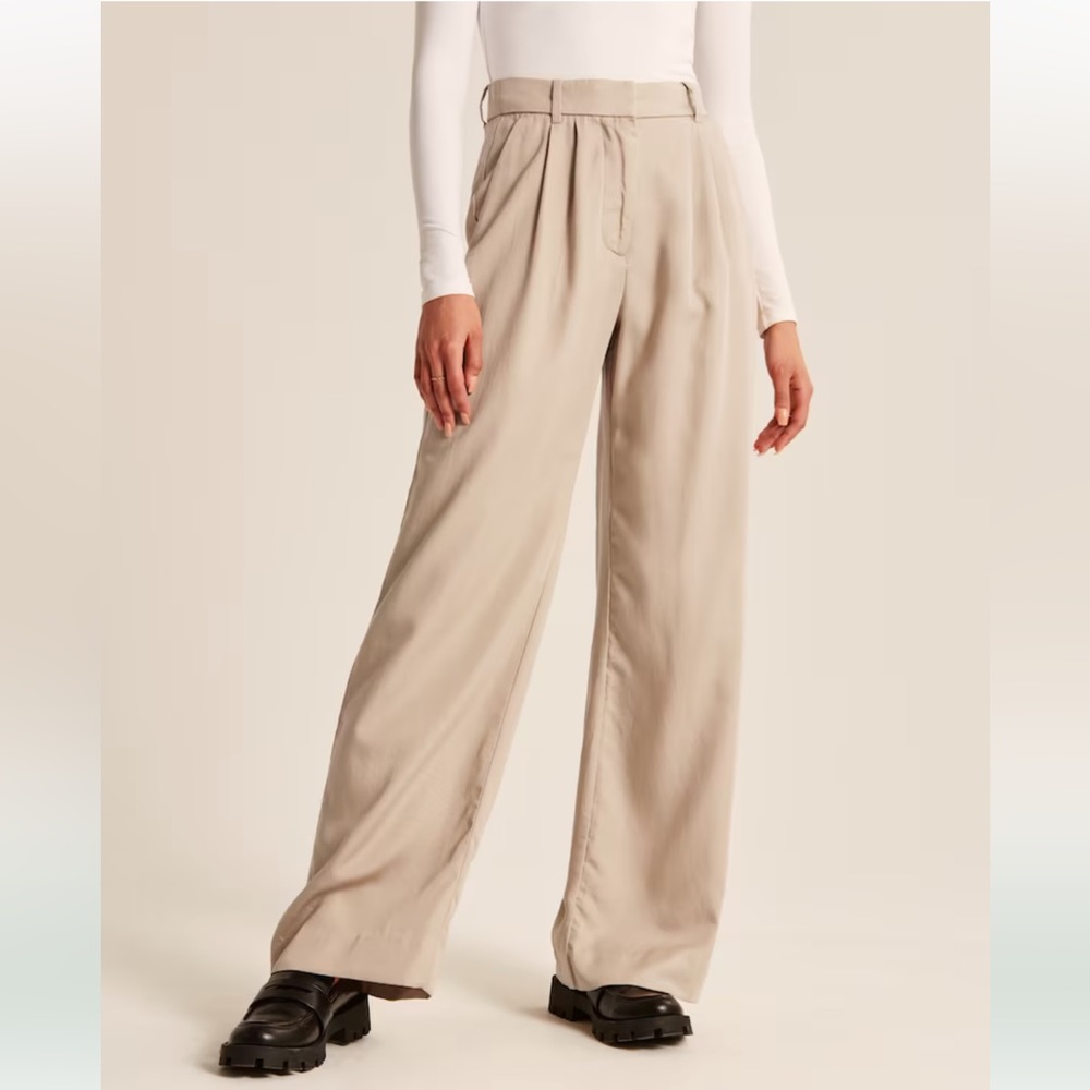 Abercrombie Tailored Lightweight Drapey Wide Leg Pants NWT Size S